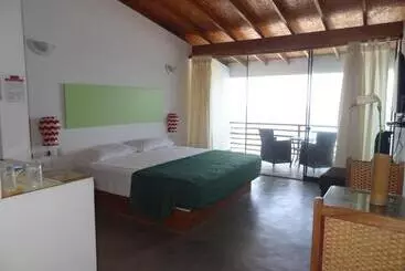 Akas Hotel Apartamentos