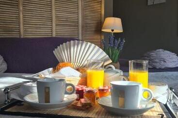 ベッドアンドブレックファースト Domaine De La Baratonne