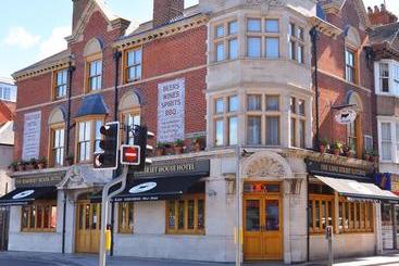 ホテル The Somerset House