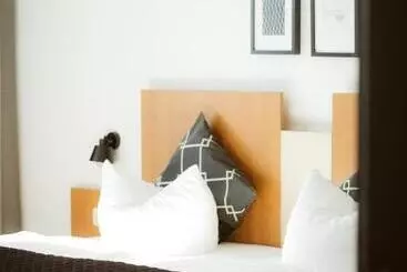 Hotelli Rheinpromenade8