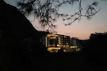 Hotell The Bamboo Leaf Yangshuo