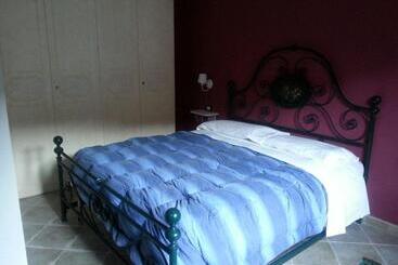 Aamiaismajoitus (B&B) Il Giardinaccio Agriturismo