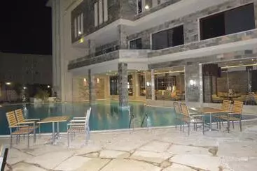استراحتگاه Panacea Suites