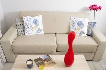 هتل آپارتمان La Ciotat   A Deux Pas De L Eau