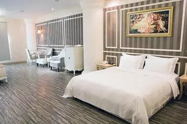 Allur Boutique Motelchang Hua Branch