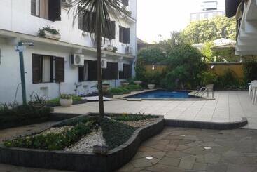 בית מלון כפרי Antonio's