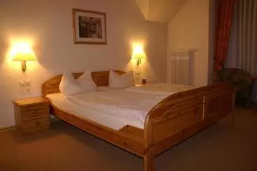 Hotelli Landgasthof Zum Alten Gut