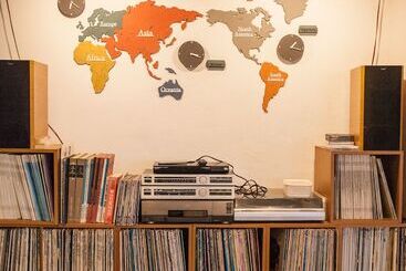 Apartament Yolo Pension