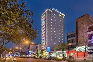 هتل Lavender Riverside