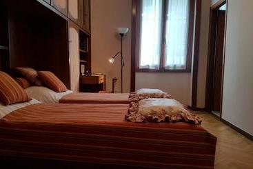 住宿加早餐  Milano Brera Relais