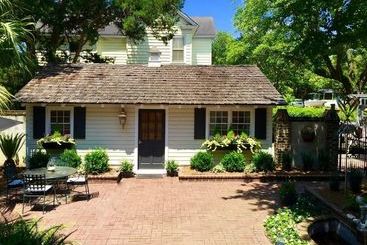 بيت ريفى The Inn At Prince & Cannon