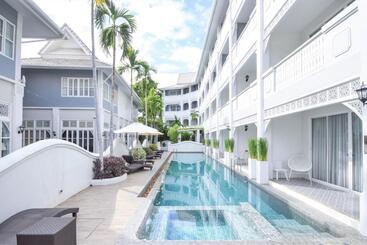 בית מלון כפרי Away Chiang Mai Thapae Resort A Vegan Retreat   Sha Extra Plus