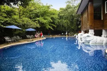 Hôtel Emeishan Grand