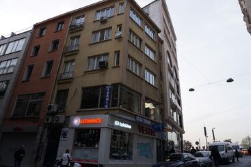 ホテル Kamondo Apartments