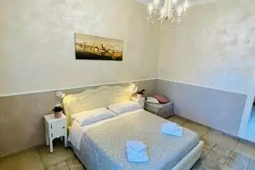 Hostelli Domus Valadier B&b Guesthouse