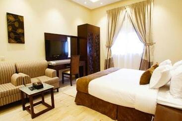 Отель Al Muhaidb Sudair