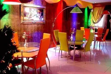 Persia Hotel