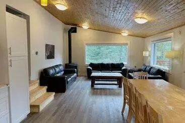 Canmore Alpine Hostel Alpine Club Of Canada