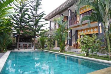 Hotell Adi Bisma Inn