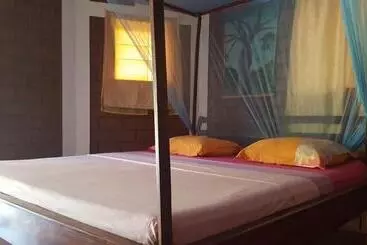 هتل Lakana Ramena