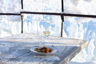 Ruka Peak   Boutique Hotel & Restaurant