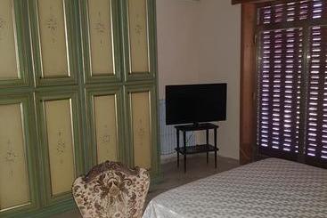 Bed and Breakfast Villa Barone