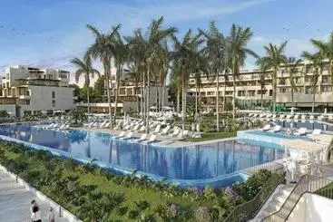 هتل Punta Bermeja Premium Beach