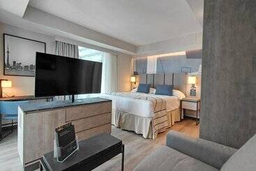 Hotel Riu Plaza Toronto