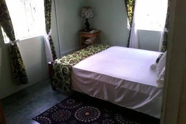 پانسیون Tapion Beach Suites 1