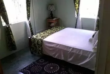 Pensió Tapion Beach Suites 1