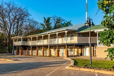 호텔 Little Pilgrims Boutique