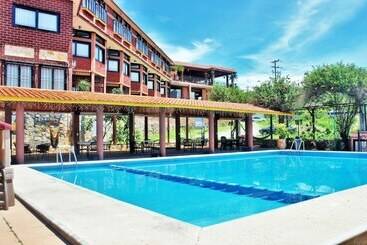 בית מלון כפרי River Side