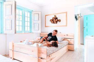 הוסטל Kali Vice Surf Villa