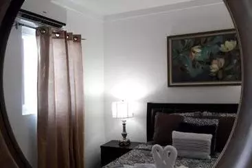 آپارتمان‌های توریست‌ها Bell At The Airport Suites   Adults Only