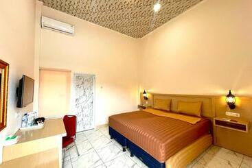 Grand Town Hotel Mandai