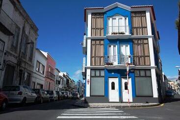 Hostel Central Guest House