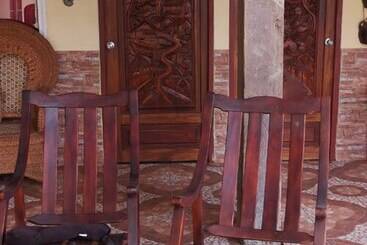 בית מלון כפרי Los Troncos