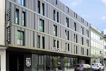 ホテル Sander