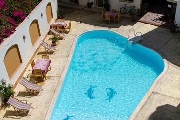 Отель New Yalla