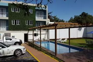 ホテル Relax Inn Suites