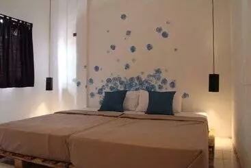 Vitamin Sea Hostel Phuket