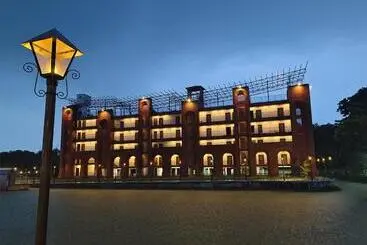 Resort Mahfil E Motijheel