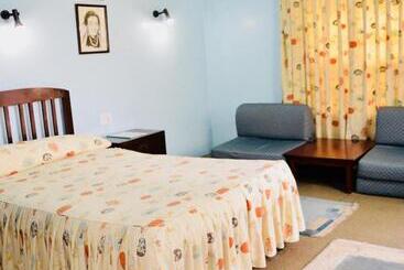 هتل Megha Traveller S Village