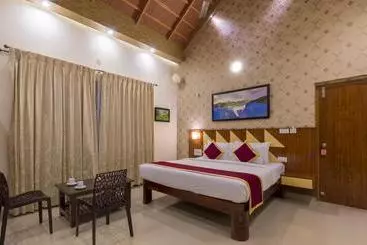 Honeydewwz Exoticaa Hotel & Resort