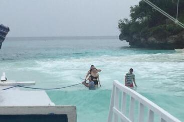 Cloud And Xky Beach Resort