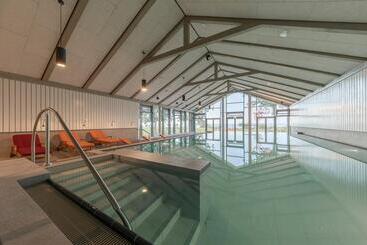 فندق Arborea Marina Resort Neustadt