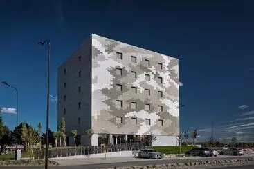 Hotel The Cube