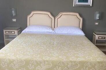 مبيت وإفطار L Elisea Maison De Charme