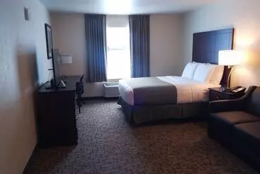 ホテル Cobblestone Inn & Suites  Barron