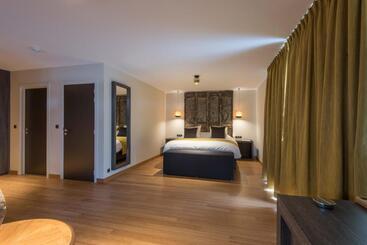 ホテル Koru Hôtel & Private Wellness